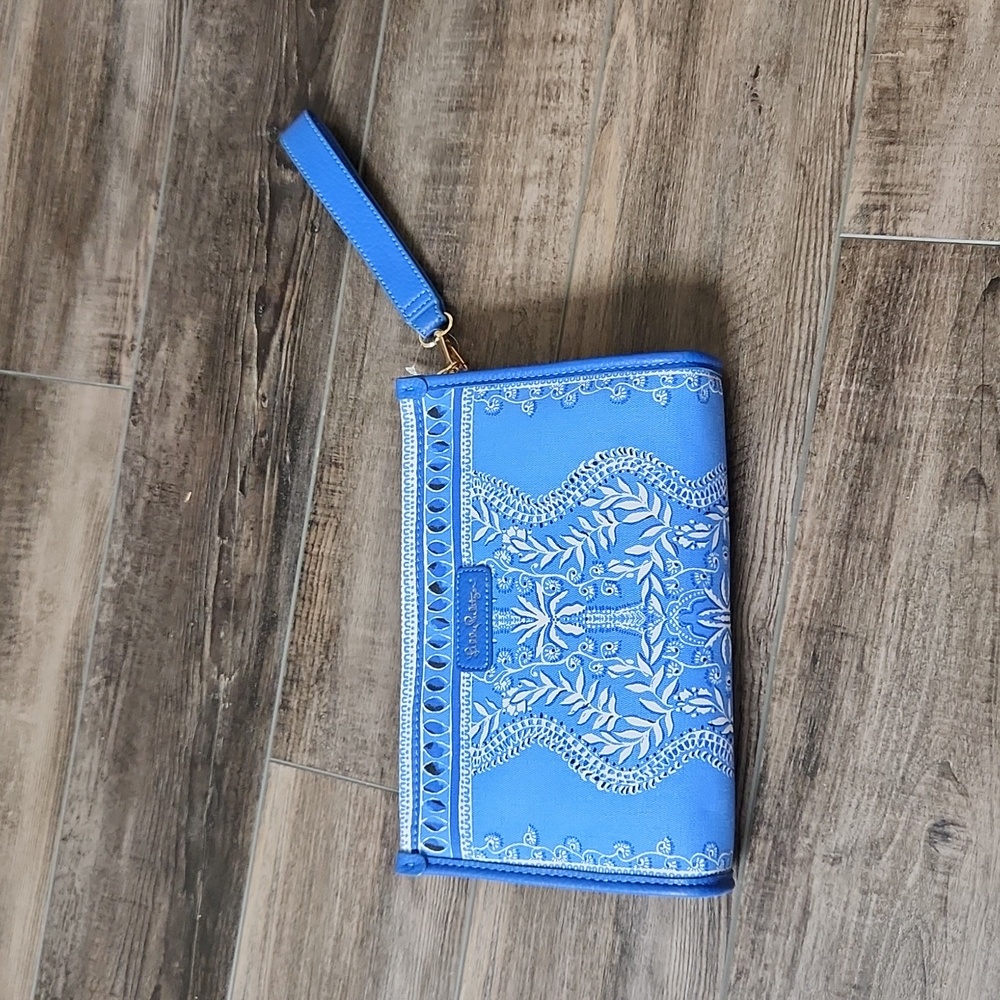 Lilly Pulitzer clutch/wristlet